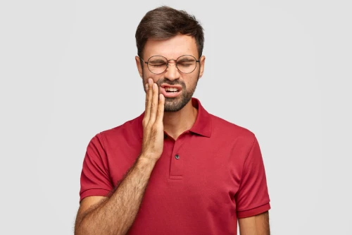 Read more about the article What Is a Gum Infection? Symptoms, Causes & Treatment